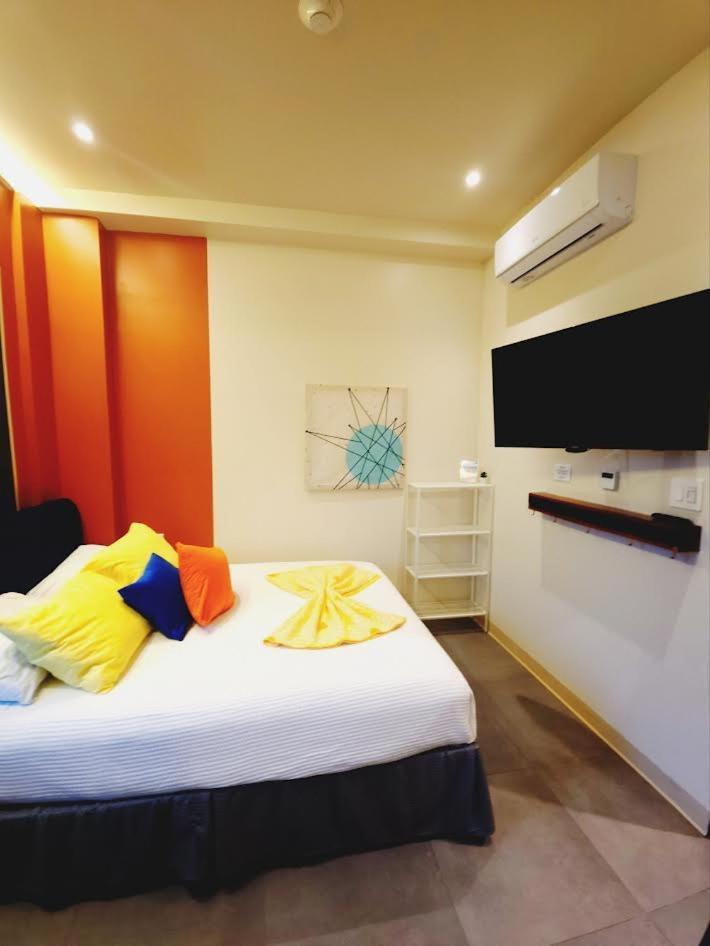 Hotel Somos *